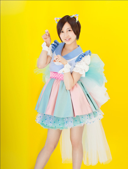 「小野恵令奈 10月に新作、テーマはネコだにゃん!?」1枚目/1