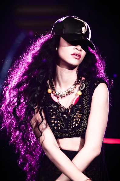 「リアーナが涙で語るクリス・ブラウンとの破局、故郷への想い…」1枚目/1