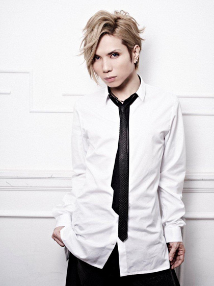 「Acid Black Cherry」2枚目/3