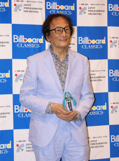 「80歳の冨田勲氏 初音ミクとのコラボに「ワクワク」」1枚目/2