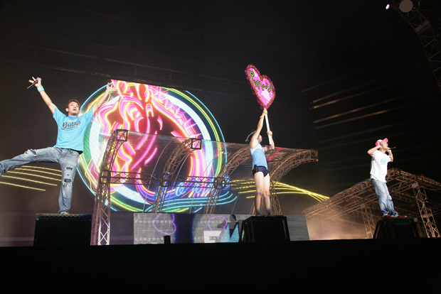 「ファンモン 不安やプレッシャー乗り越え3万人魅了」1枚目/10