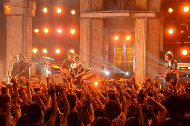 「アジカン 日テレで学生限定ライブ放送、悩み相談も」1枚目/3