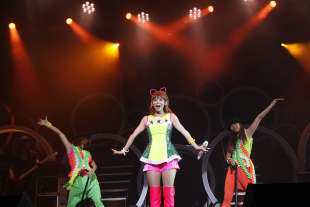 「中川翔子 5年ぶり渋公ワンマンでデビュー当時を再現」1枚目/14