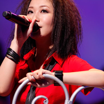 「大塚 愛 カップル必見DVDがオリコン1位獲得！」1枚目/2