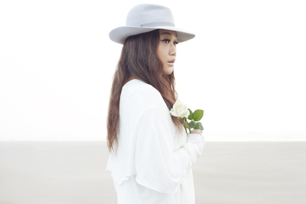 「JUJU 1＆2位独占で女性アーティスト史上3人目の快挙」1枚目/3