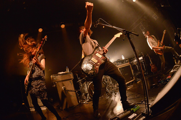 「HaKU ツアー大盛況で終幕、新曲も披露「踊り散らかして下さい！」」1枚目/2