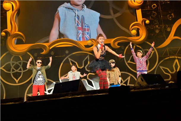 「Crystal Kay」37枚目/52