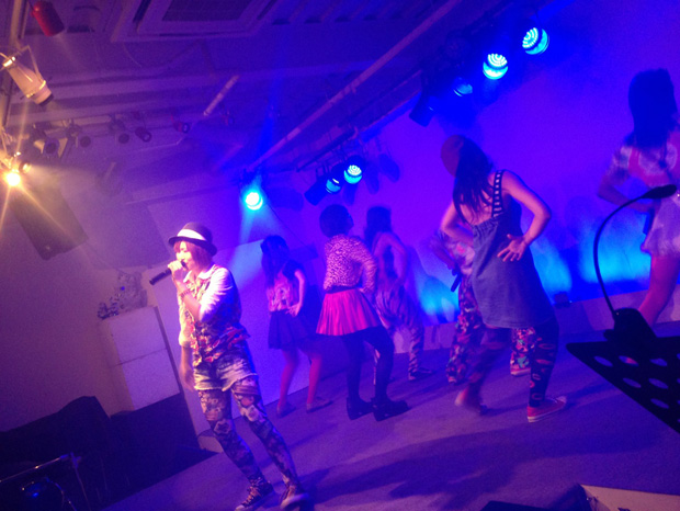 「世界を夢見たアイドル Especia“きのこ系女子”卒業」1枚目/4