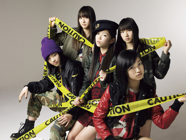 「Dancing Dolls ストリート時代から磨いた曲で3作連続1位に」1枚目/3