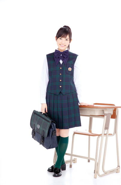 「鵬翔高等学校の制服着用写真」5枚目/11