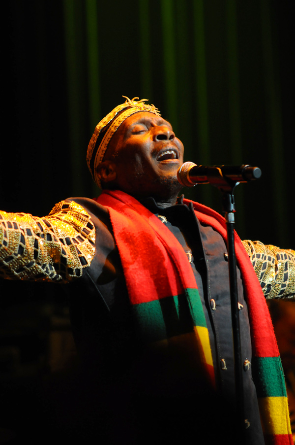 「ジミー・クリフ 愛と情熱迸る歌声で魅せたレゲエ・ミュージックの真髄」1枚目/5