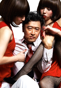 「桑田佳祐 真木よう子らとの絡み＆Sexyムービー公開」1枚目/4