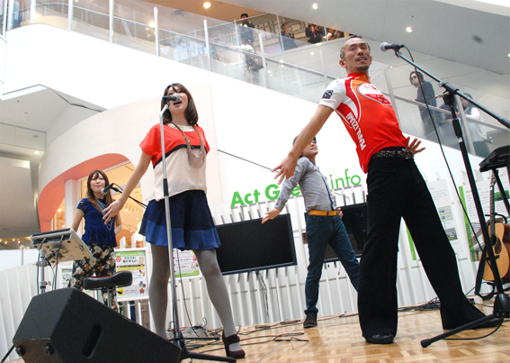 「『はなかっぱ』で子供にも人気“MinxZone”ドSの兼子ただしと」1枚目/3