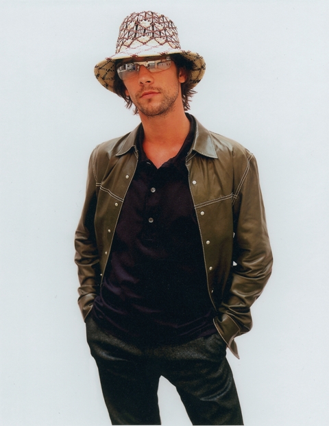 「アーティスト写真」4枚目/4