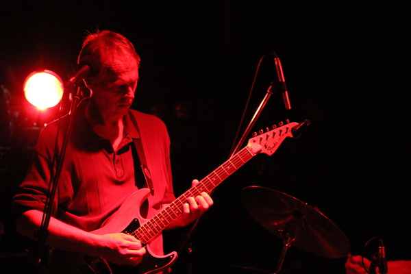 「テレヴィジョン　NYパンクの伝説を目撃する陶酔の来日公演」1枚目/10