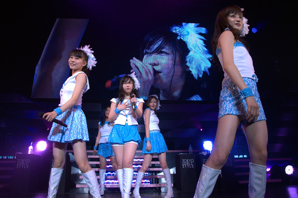 「女子流 追加公演も林田健司作曲の“おとなしいどファンク”で魅了」1枚目/10