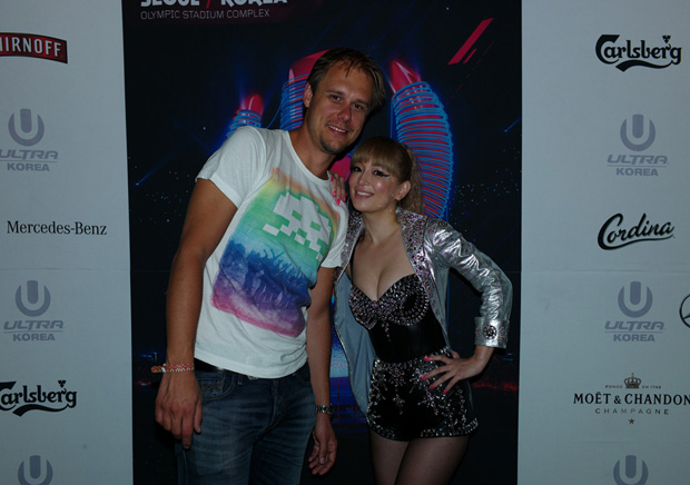 「浜崎あゆみ VIPより1ランク上“VVIPホスト”で世界的フェスへ」1枚目/11