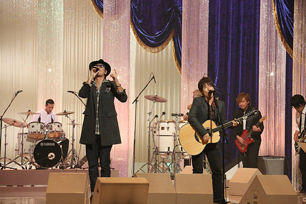 「コブクロ 2014NHKソチオリンピック・パラリンピックテーマ曲披露」1枚目/4