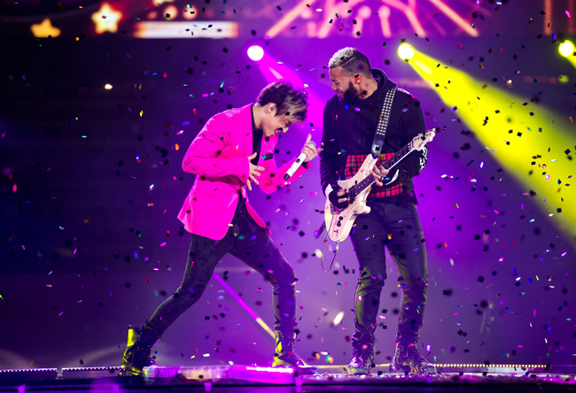 「BIGBANG 海外アーティスト初となる日本6大ドームツアーがスタート」1枚目/7