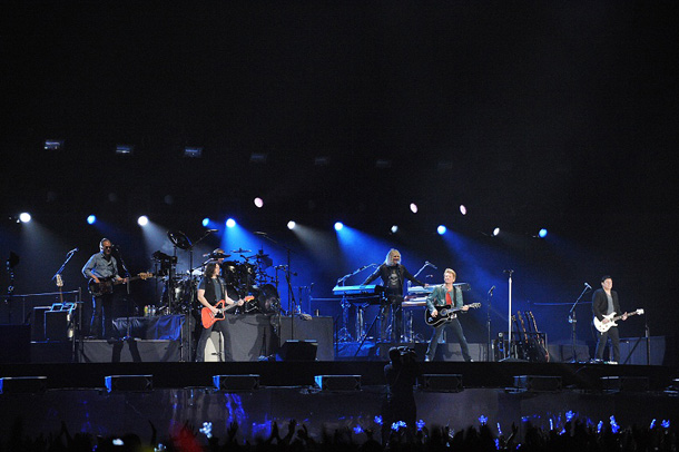 「リッチー不在のボン・ジョヴィ 史上最も愛に満ちた「Livin&#039; on a Prayer」」1枚目/6