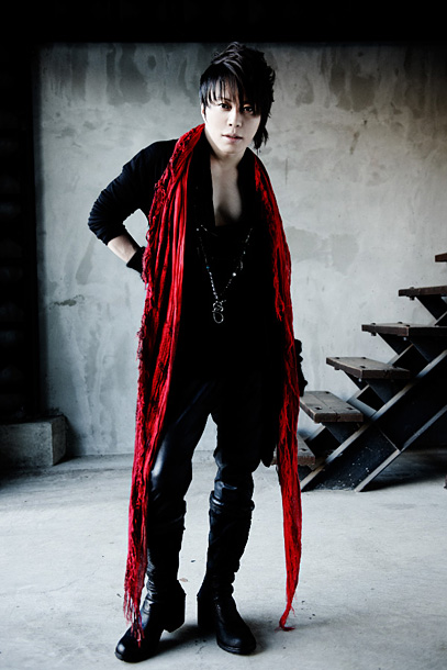 「T.M.Revolution」2枚目/3