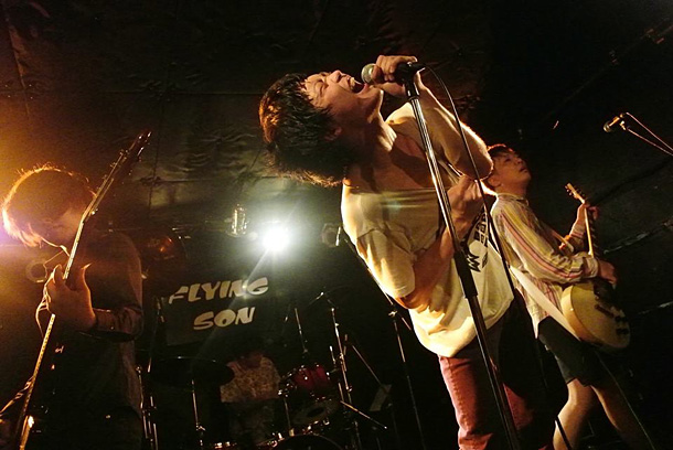 「勃発」4枚目/8