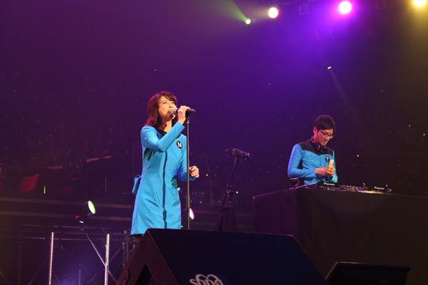 「tofubeats feat.森高千里」7枚目/13