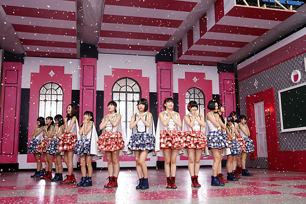 「「桜、みんなで食べた」ミュージックビデオ」3枚目/10