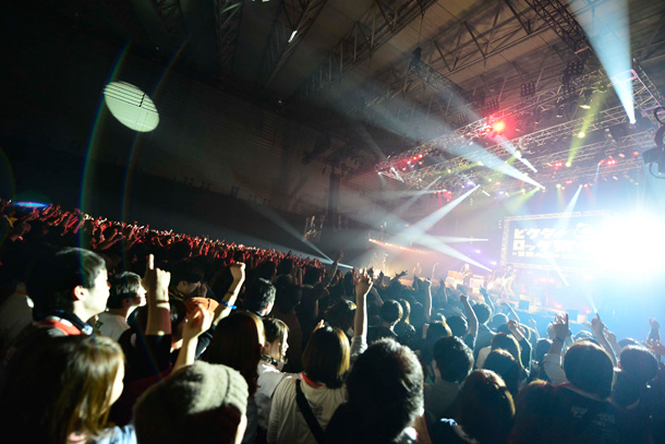 「THE BAWDIES」40枚目/61