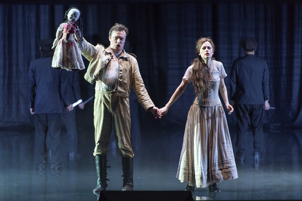 「ドイツ演劇界の鬼才クリーゲンブルクによるオペラ『ヴォツェック』、初日公演がスタート」1枚目/9