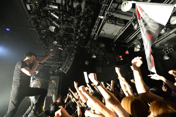 「ATR Ver.3.0来日公演が開催「このクソみたいな世界に叫ぼう！」」1枚目/8