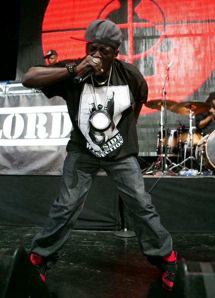 「フレイヴァー・フレイヴ、暴行事件で司法取引か？」1枚目/1