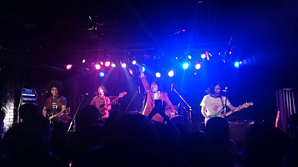 「井乃頭蓄音団が盟友 忘れらんねえよ、グッバイフジヤマと共にツアー初日で大盛況」1枚目/8