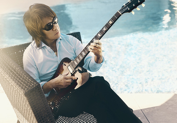 「B&#039;z松本孝弘 片岡愛之助との『音な対談』をWEBで公開」1枚目/1