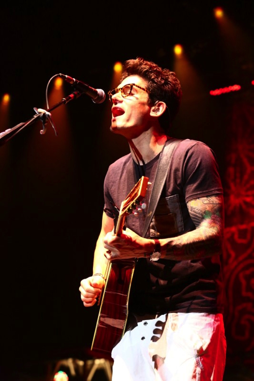 「ジョン・メイヤー、東京公演初日で「ヒサシブリデス！」」1枚目/12