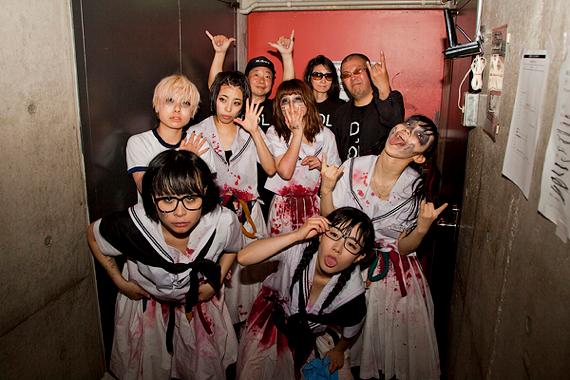 「BiS階段 解散ライブで「nerve」13連発＆武道館のでんぱ組にエール」1枚目/13