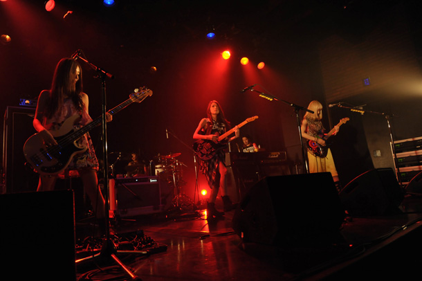 「SCANDAL 【急に来てゴメン。in 北】ツアー大盛況＆新作にポケモンSPソングも？」1枚目/4