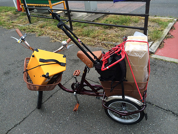 「自転車ツアー中の蜜矢 CD売るには「自分に1500円以上の価値がないと」」1枚目/2