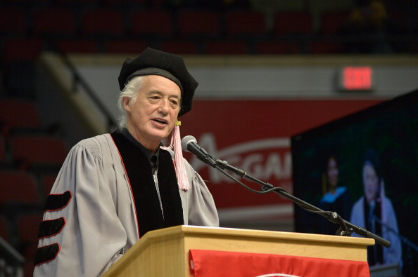 「ジミー・ペイジ、バークリー音楽大学から博士号を授与される」1枚目/1