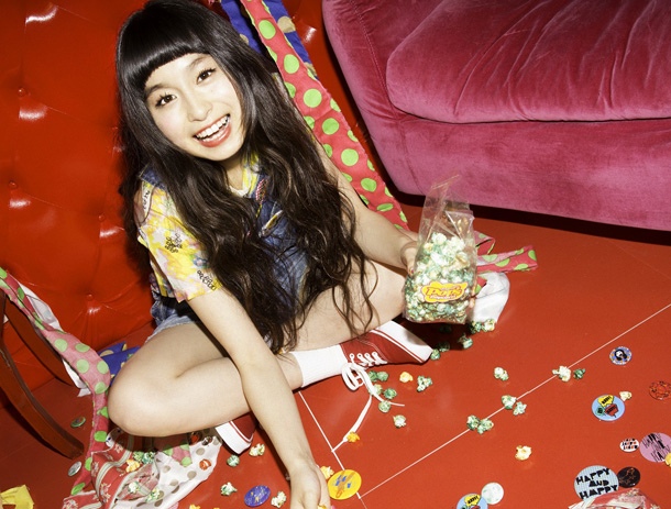 「トミタ栞 大塚 愛が17歳で作った楽曲提供「出会ってビビビときた」」1枚目/4