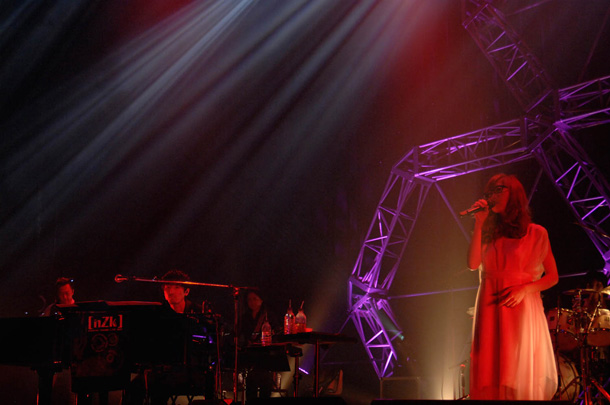 「澤野弘之×Aimer 『ガンダムUC』スペシャルライブ開催」1枚目/8