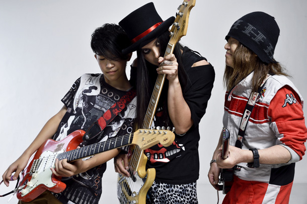 「LIFE IS GROOVE」2枚目/4