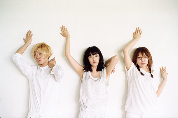 「しなまゆ 本日【あの頃僕らはペニーレインで】劇中歌Sgリリース」1枚目/2