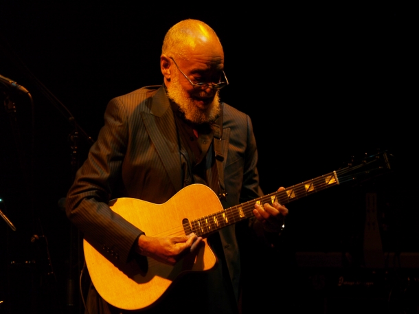 「夏の夜を彩るメロウなグルーヴと心に染み込むメロディ。マーヴィン没後30年をデヴィッドのギターで振り返る宵にようこそ！」1枚目/5