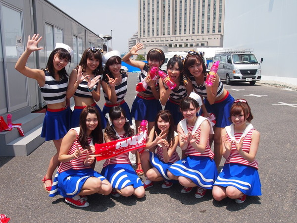 「 福岡発アイドル、LinQが【めざましライブ】で熱いステージを披露「みんなが知っているグループになります」」1枚目/5