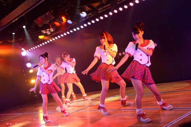 「at AKB48劇場」6枚目/18
