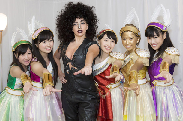 「ももクロ ガガ来日公演に登場、玉井はテンション上がって“ゴールド玉ちゃん”に」1枚目/12