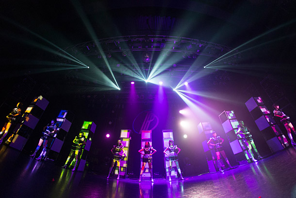 「東京パフォーマンスドール「時代を変える」と信じさせる爆発力で圧倒」1枚目/15