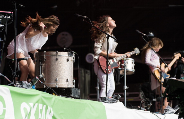 「ハイム 新動画にKE$HA、エズラ・クーニグら登場」1枚目/1