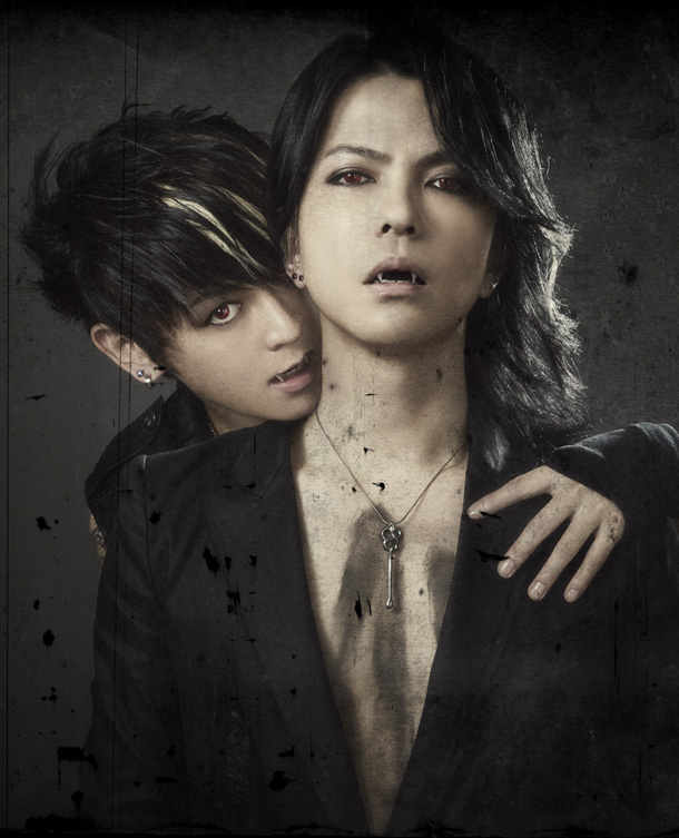 「VAMPS」2枚目/3